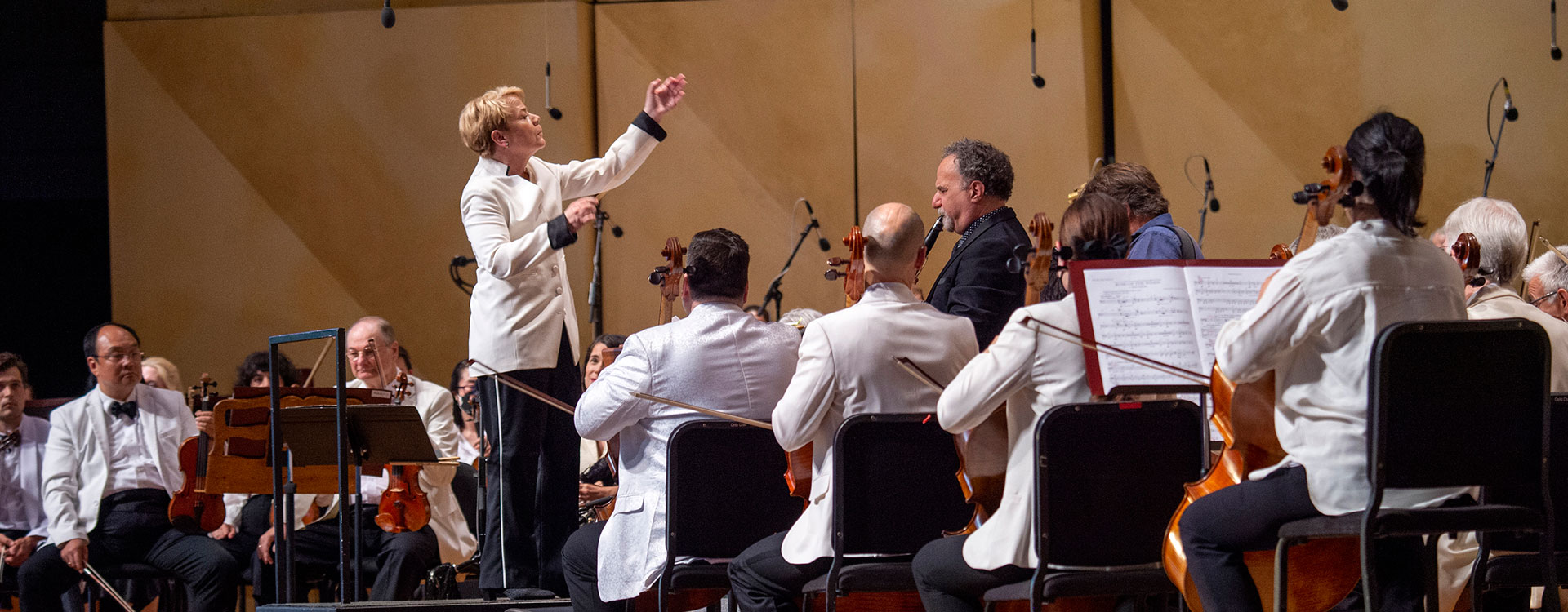 Marin Alsop Conducts the Chicago Symphony Orchestra