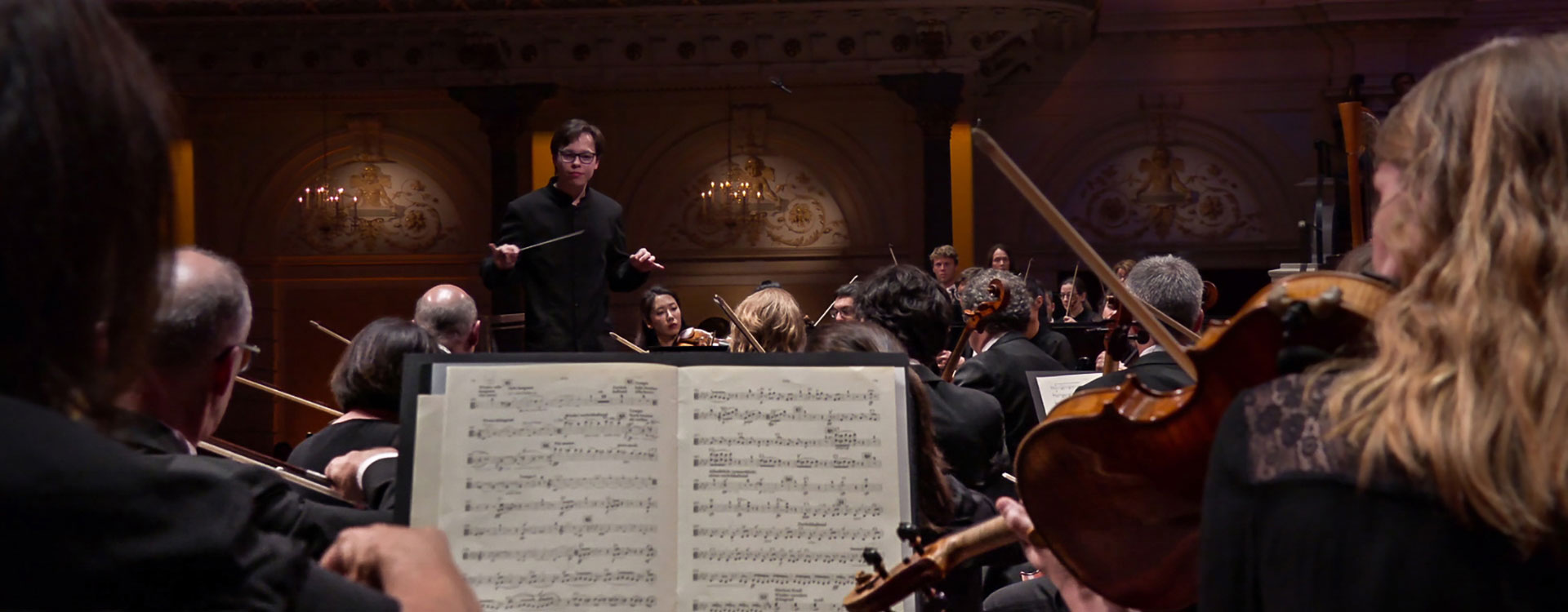 Tarmo Peltokoski Conducts Mahler's Titan