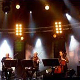 Uniko - Kronos Quartet and Kimmo Pohjonen - Cluster