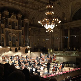 Alondra de la Parra conducts Stravinsky, Mozart & Beethoven