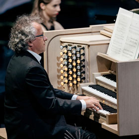 Tarmo Peltokoski Conducts Holst, Williams and Maskats - Latvian National Symphony Orchestra