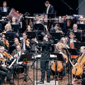 Tarmo Peltokoski Conducts Holst, Williams and Maskats - Latvian National Symphony Orchestra